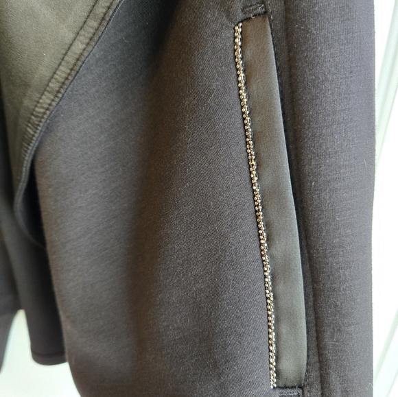 Size small whitehouseblackmarket waterfall cover-up. Black. - Picture 2 of 8